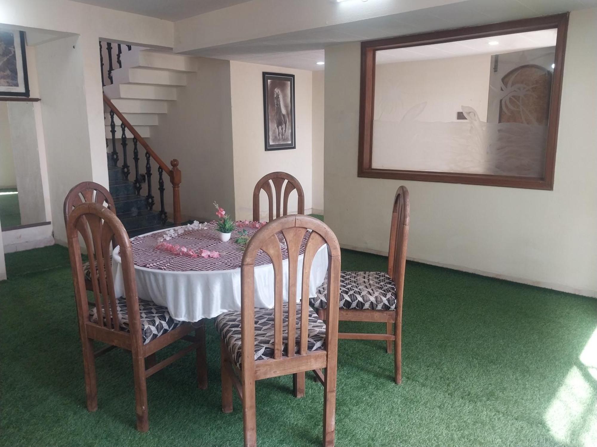 Dwarkadhish Palm Valley-Pure Veg Mahābaleshwar Chambre photo